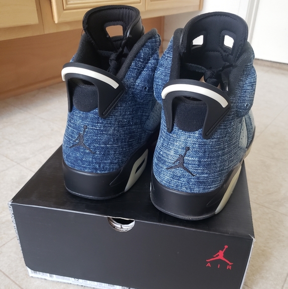 Jordan 6 Washed Denim - Picture 11 of 16